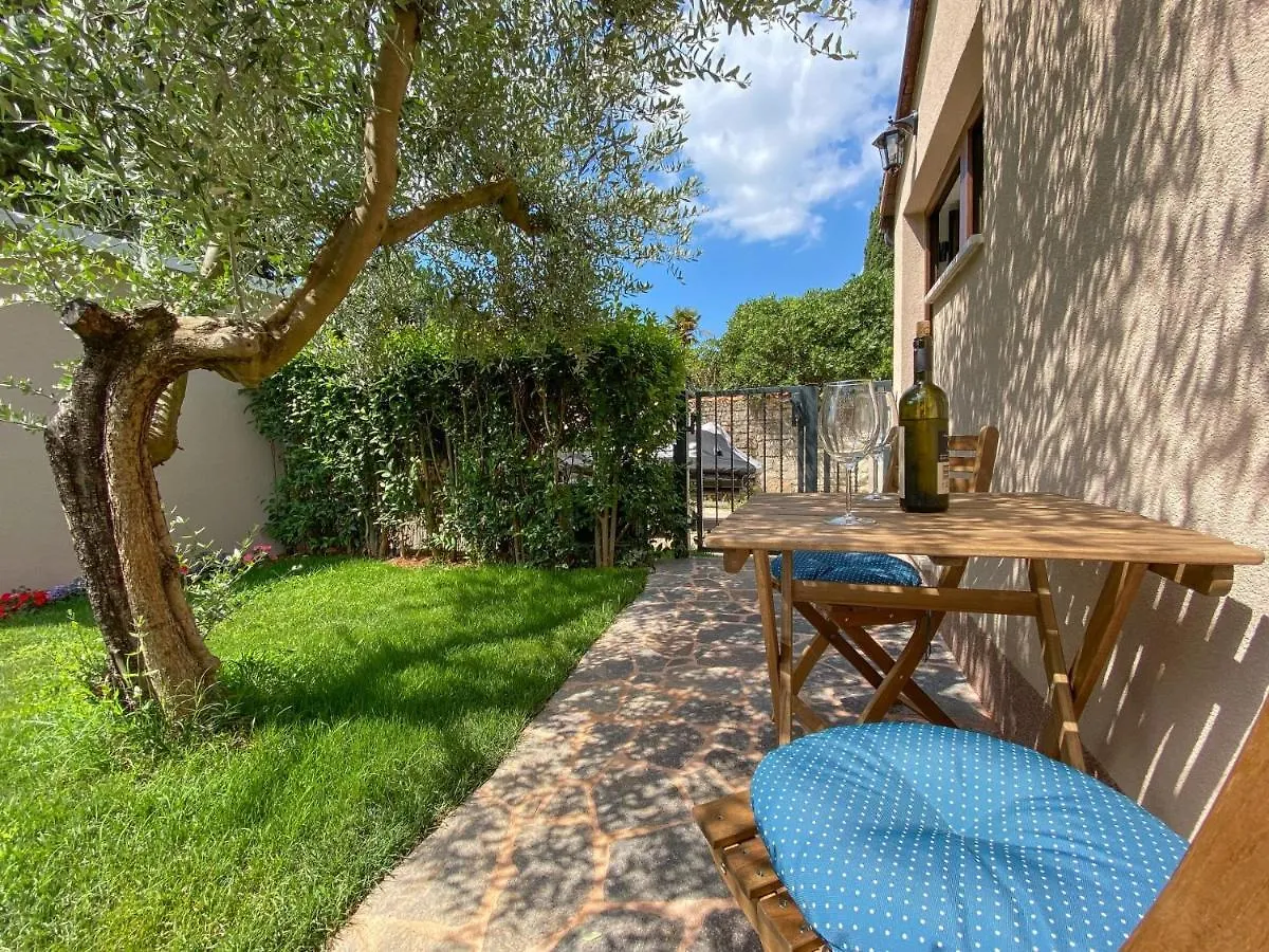 Doris A2 Apartment Novigrad  Croatia