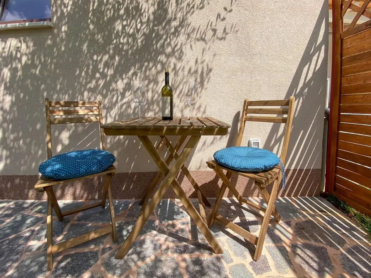 Doris A2 Apartment Novigrad